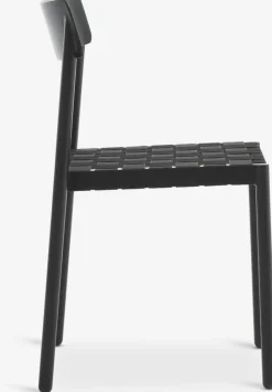 AKTIVEN + HAGLEBUAKTIVEN L118/168 table naturel + 4 HAGLEBU chaises noir