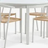 KIRKEBY + GUDERUPKIRKEBY Ø110 table blanc + JYDERUP chaises blanc/naturel