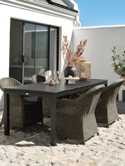 VATTRUP + GAMMELBYVATTRUP L206/321 table noir +4 GAMMELBY chaises gris